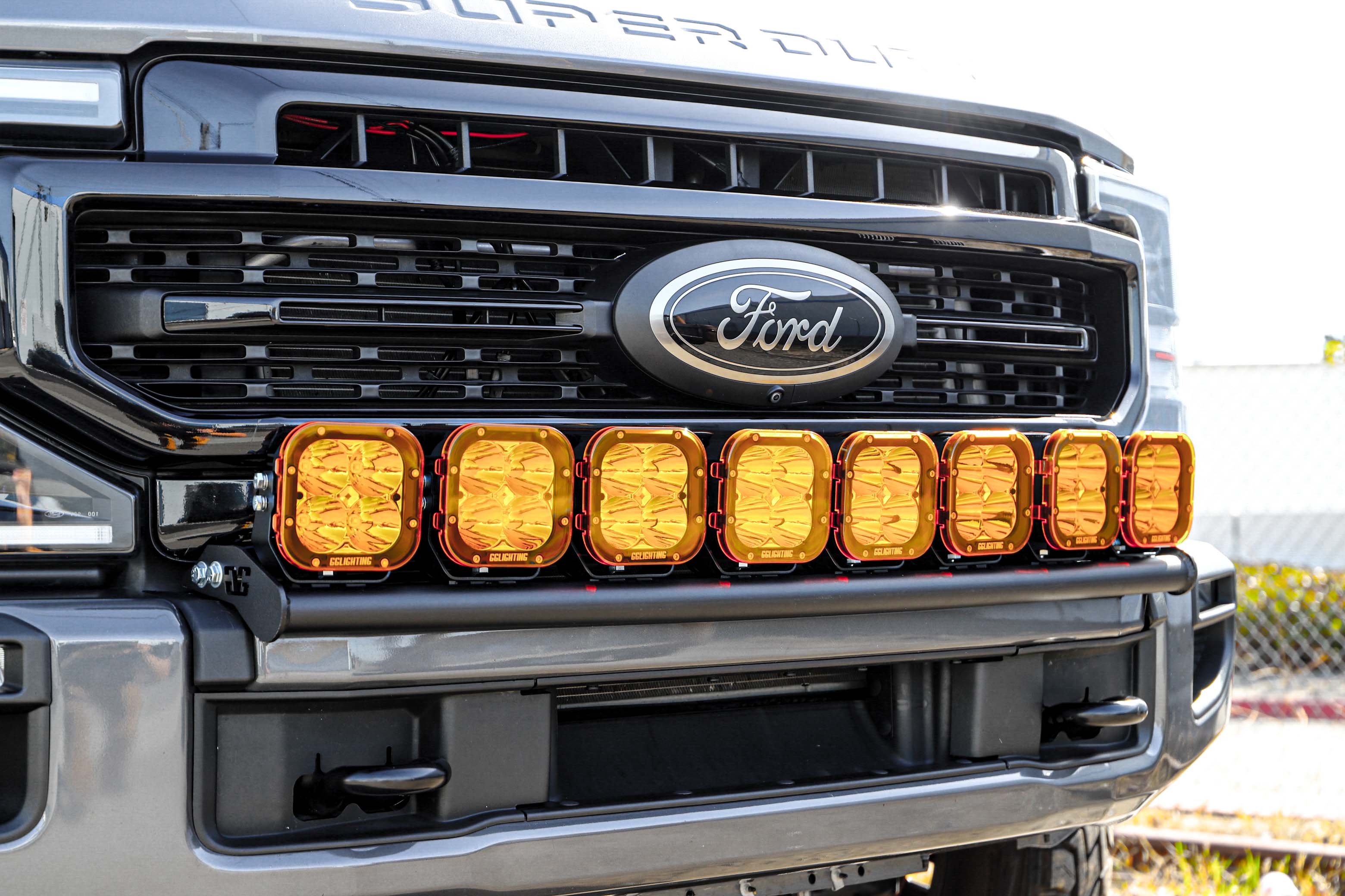 Mount Kit Only 2011+ F250 / F350 Superduty 8 Light Bracket
